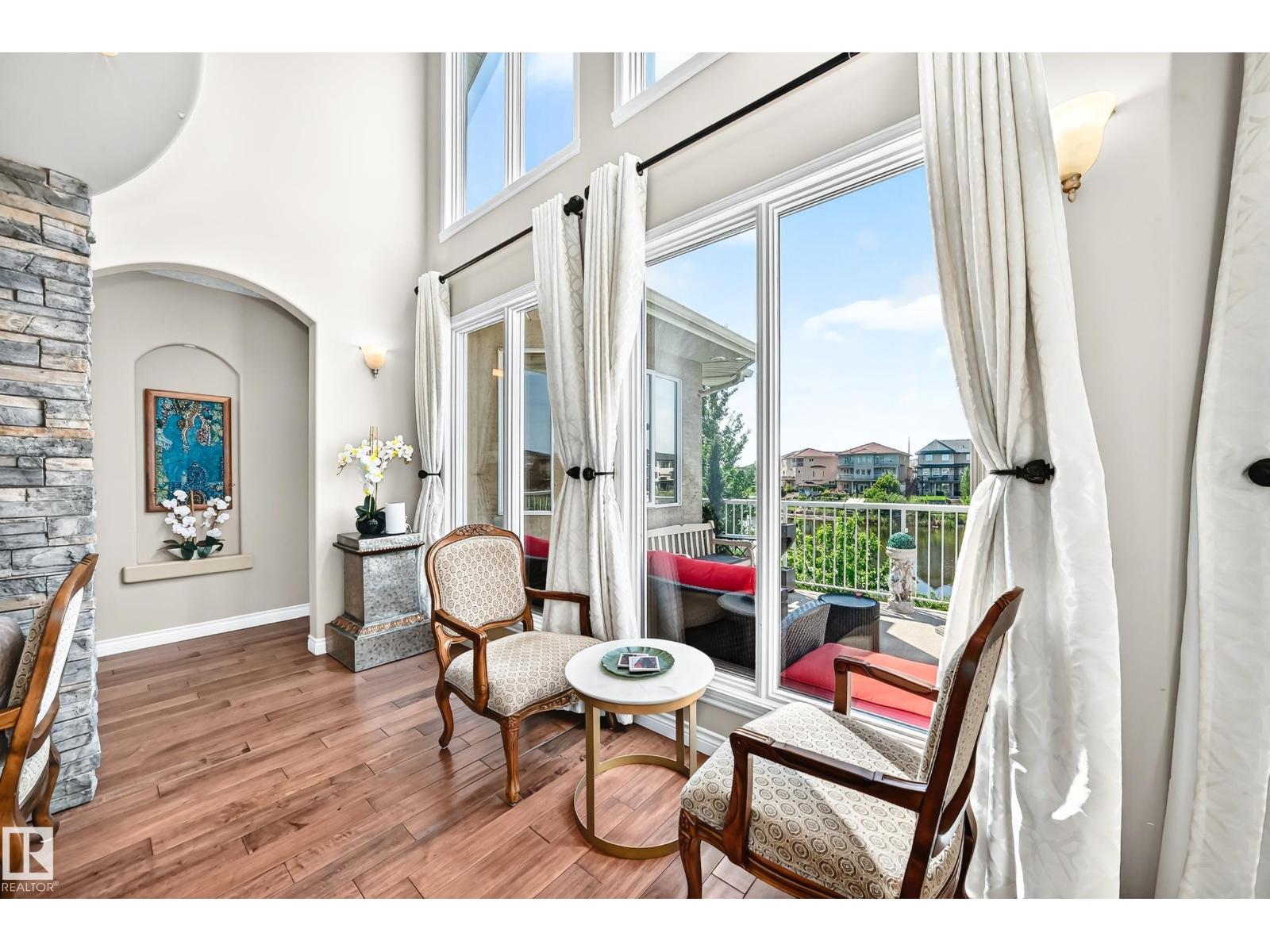 352 OZERNA RD NW - 18