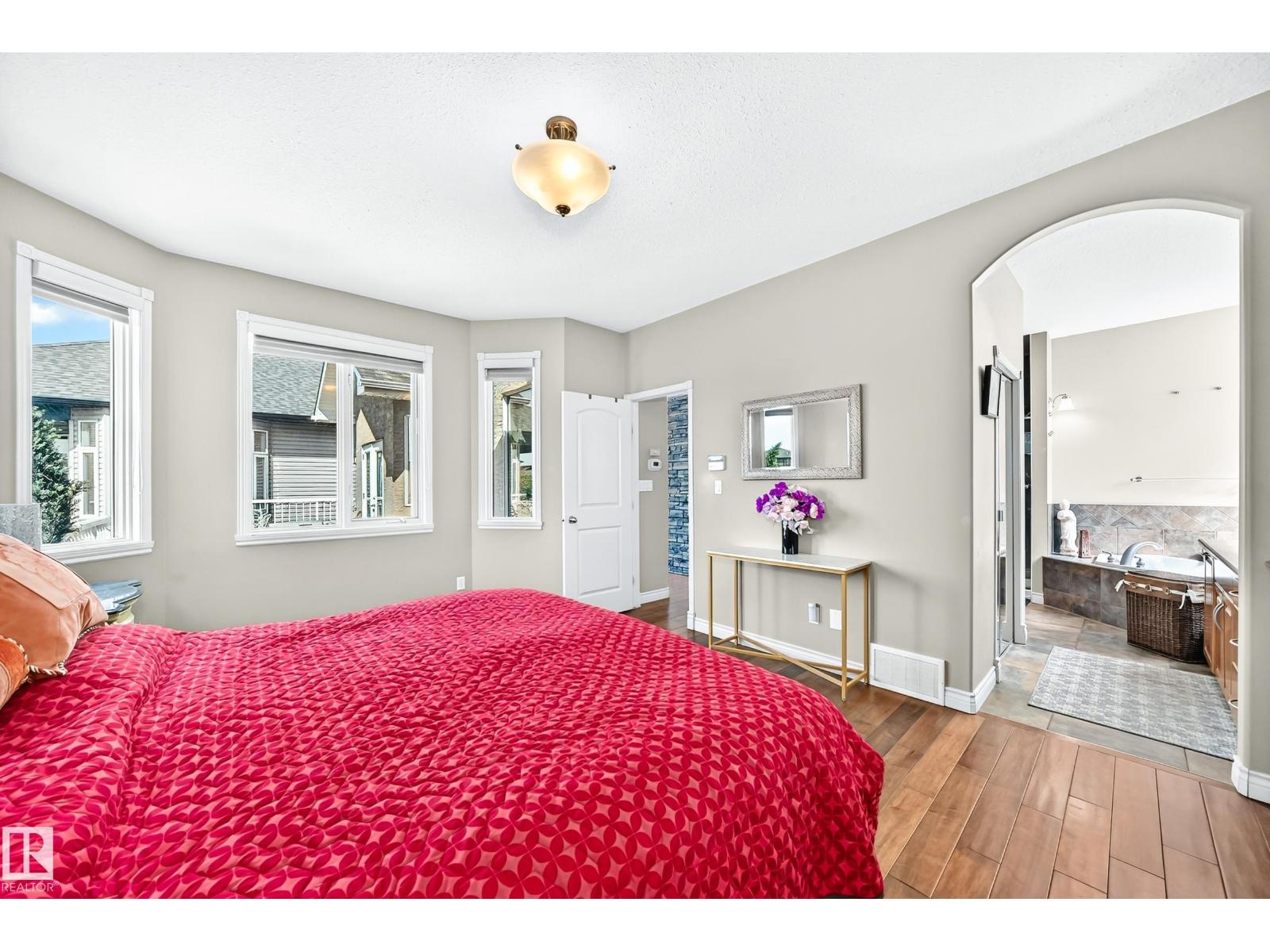 352 OZERNA RD NW - 34