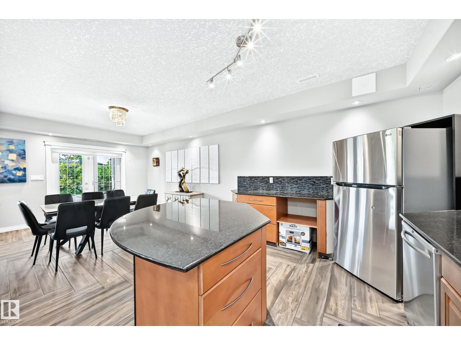 352 OZERNA RD NW - 44