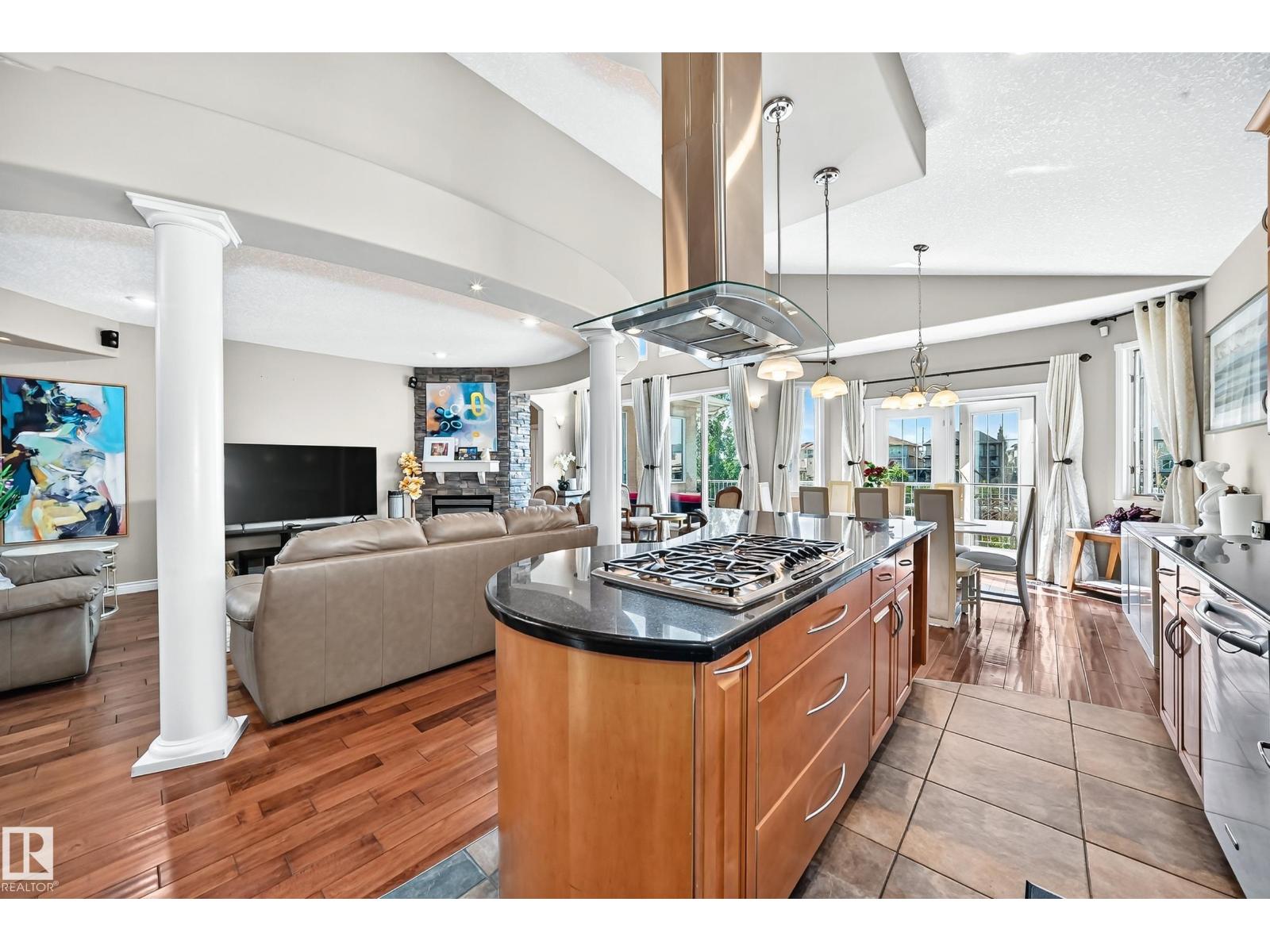 352 OZERNA RD NW - 6