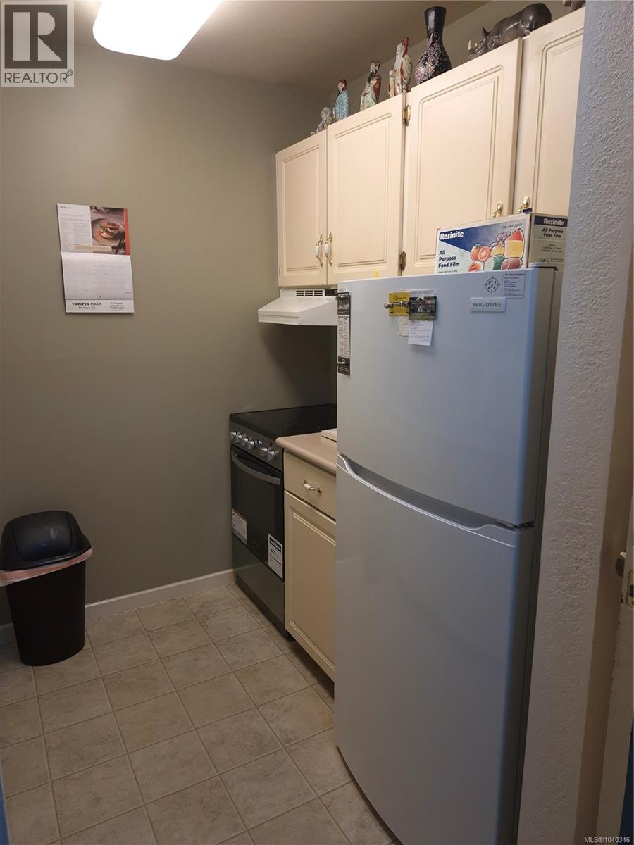 #101 345 Morison Ave - 21