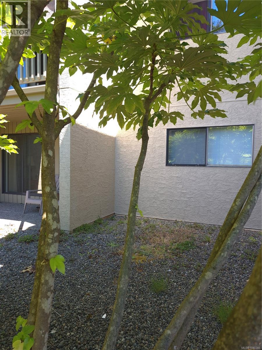 #101 345 Morison Ave - 39