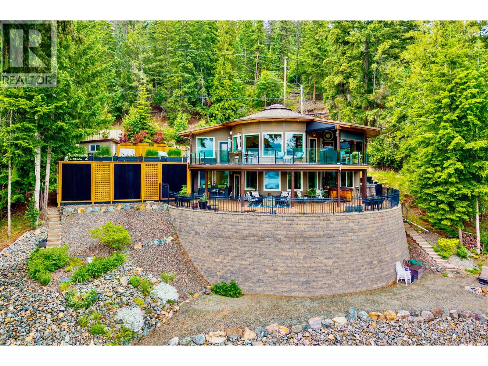 7712 Columbia Drive - 5