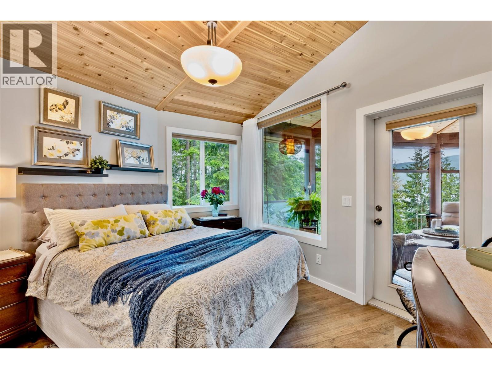 7712 Columbia Drive - 27