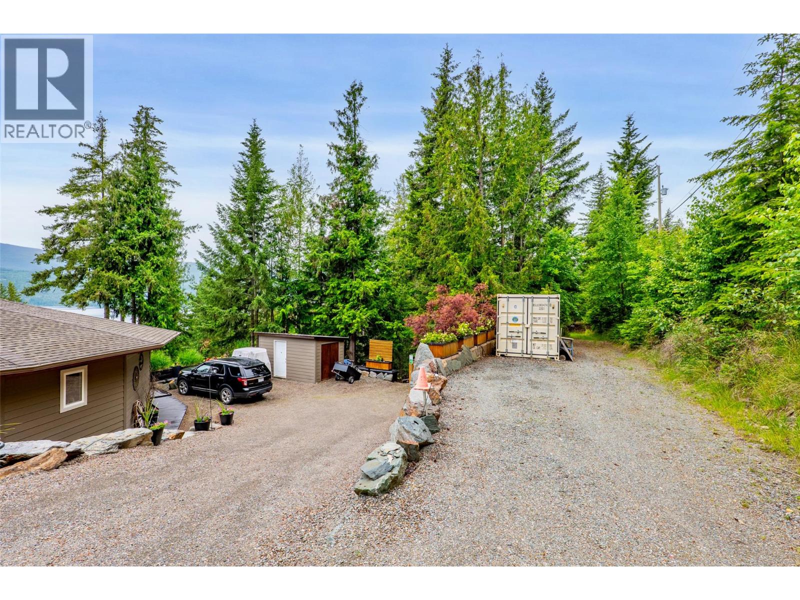 7712 Columbia Drive - 51