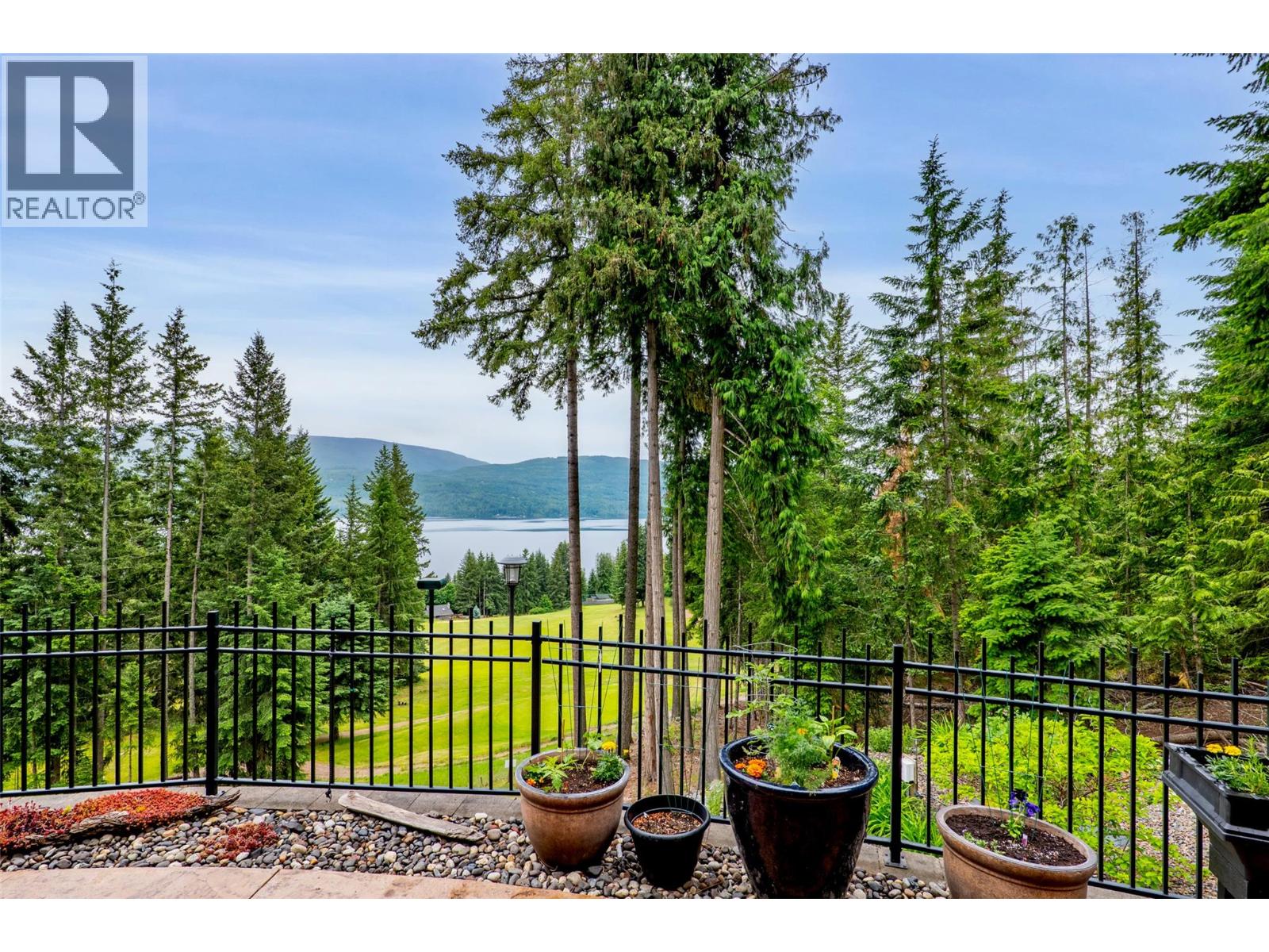 7712 Columbia Drive - 46