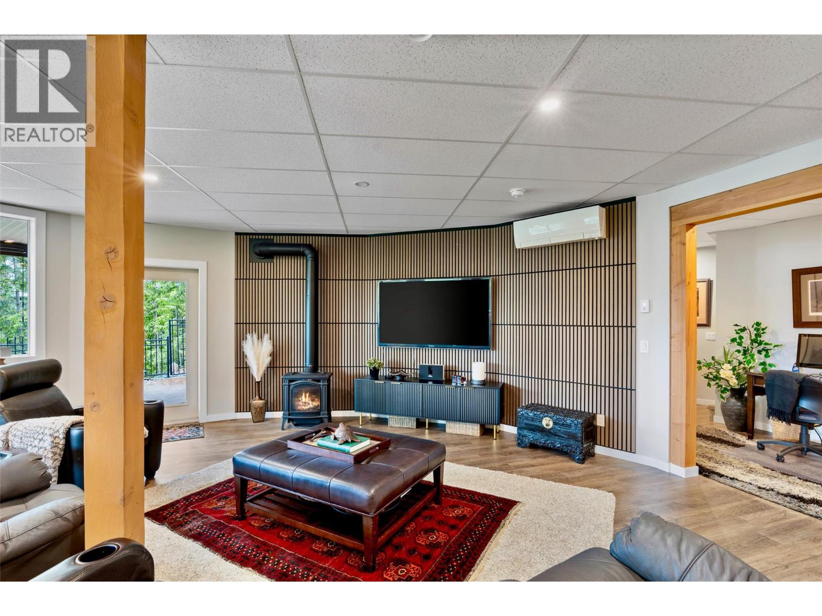 7712 Columbia Drive - 39