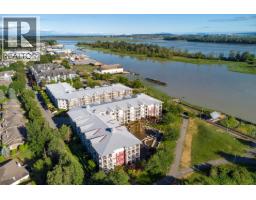 112 4500 Westwater Drive, Richmond, BC V7E6S1 Photo 11