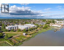 112 4500 Westwater Drive, Richmond, BC V7E6S1 Photo 8