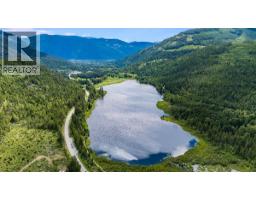 6410 3 Highway, Salmo, BC V0G1Z0 Photo 10