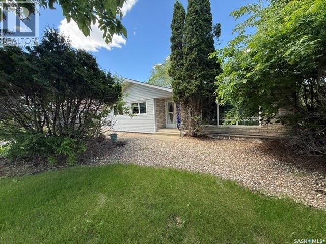 245 Queen Elizabeth BOULEVARD - photo 2