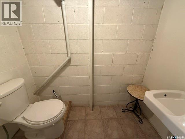 245 Queen Elizabeth BOULEVARD — photo 21