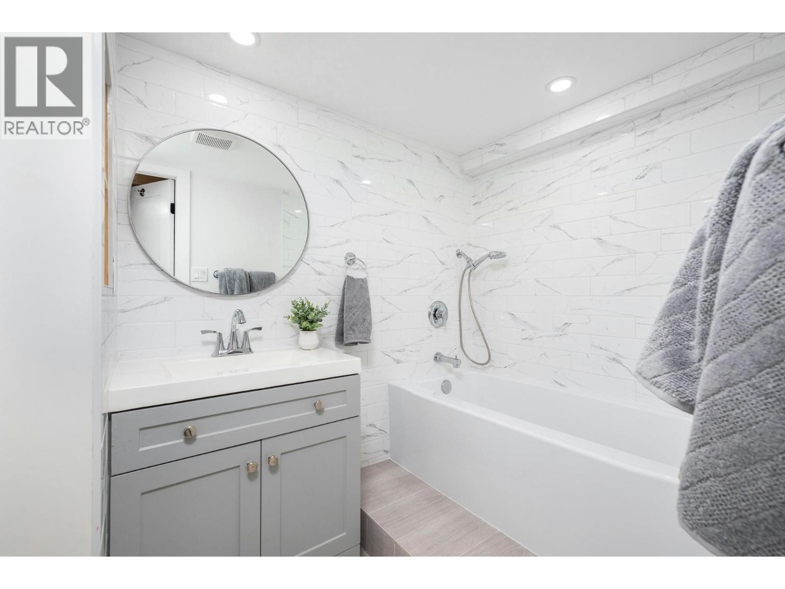 522 North Fork Road - 40