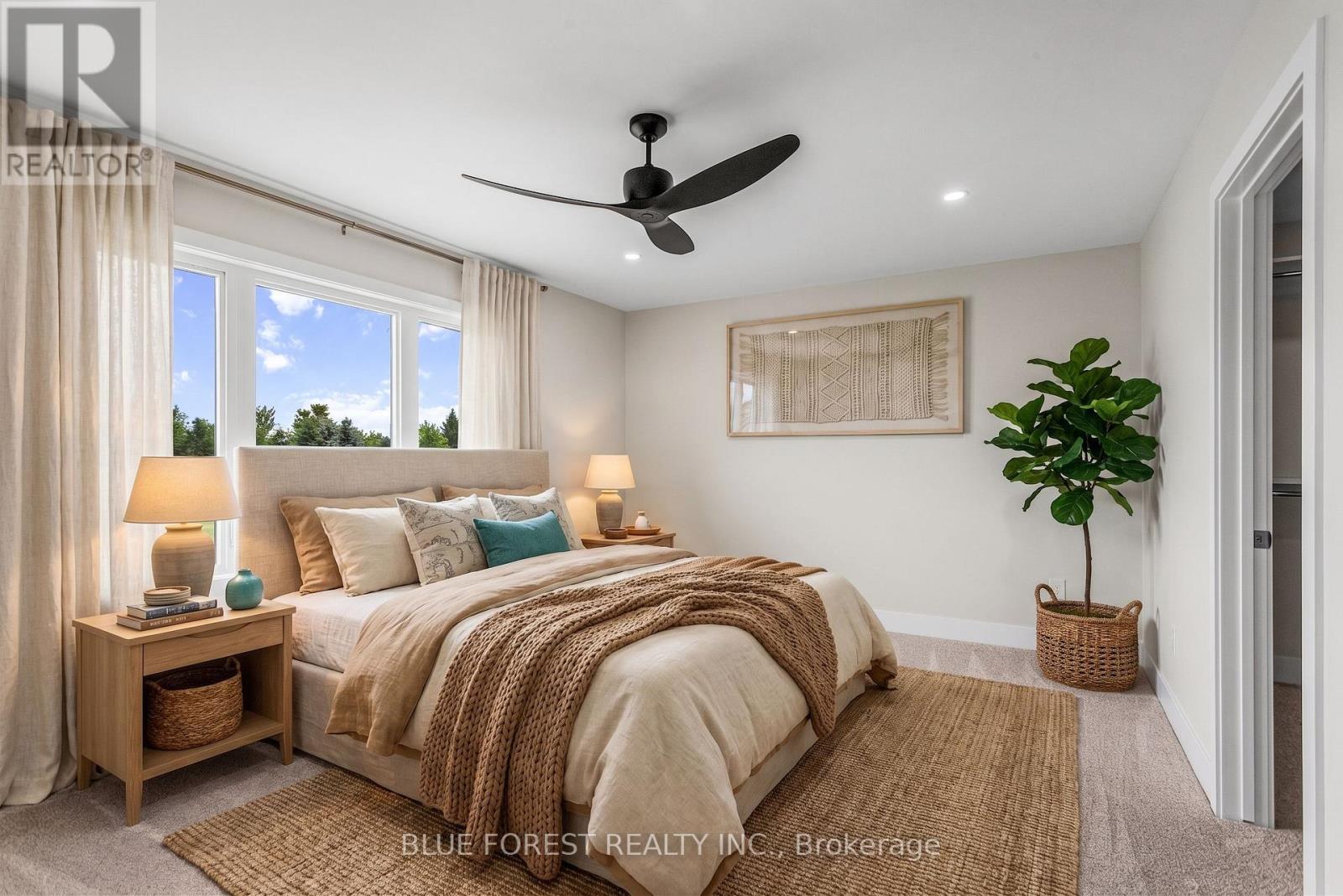 255 MCTAVISH STREET - 25