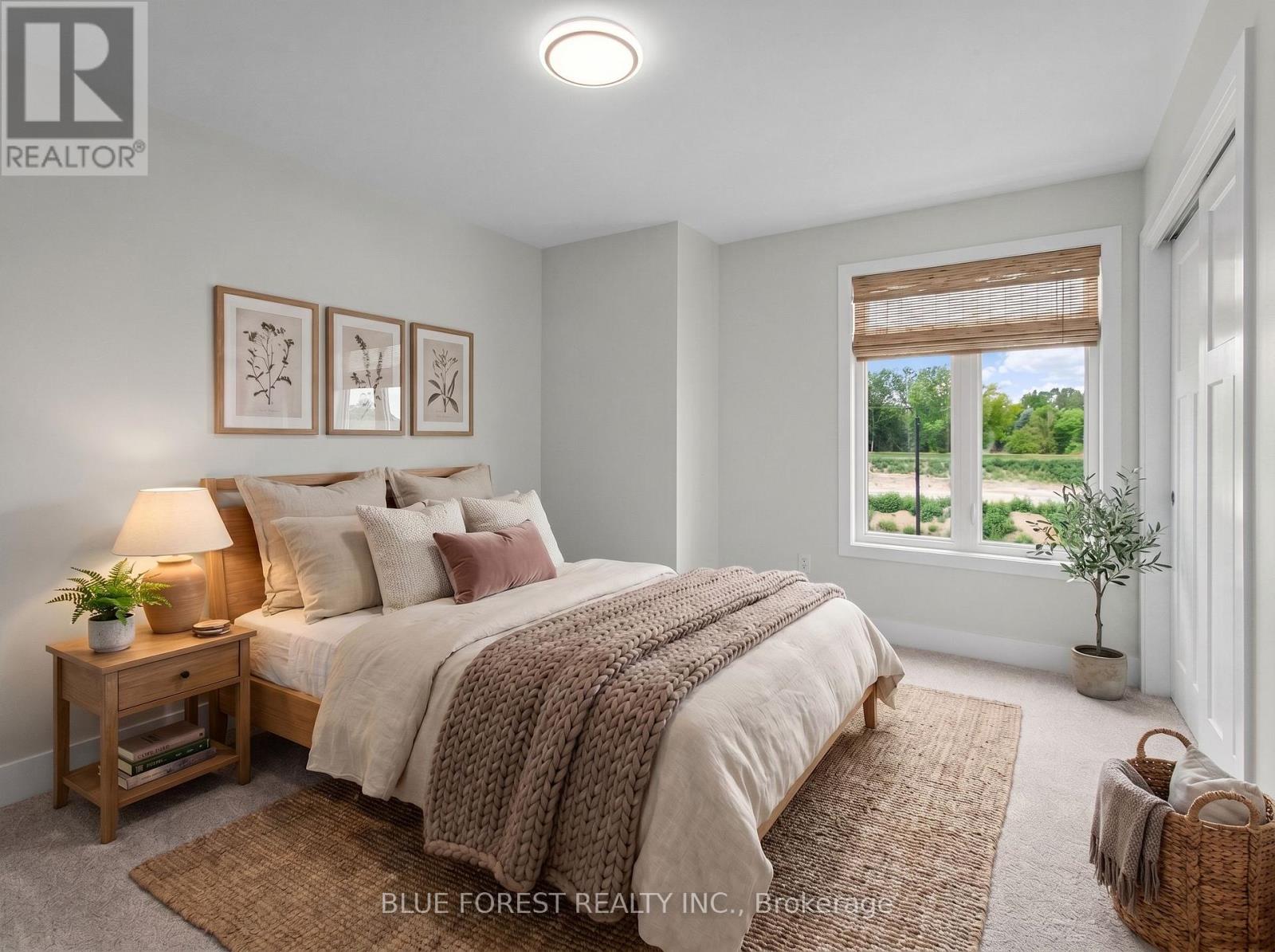 255 MCTAVISH STREET - 33