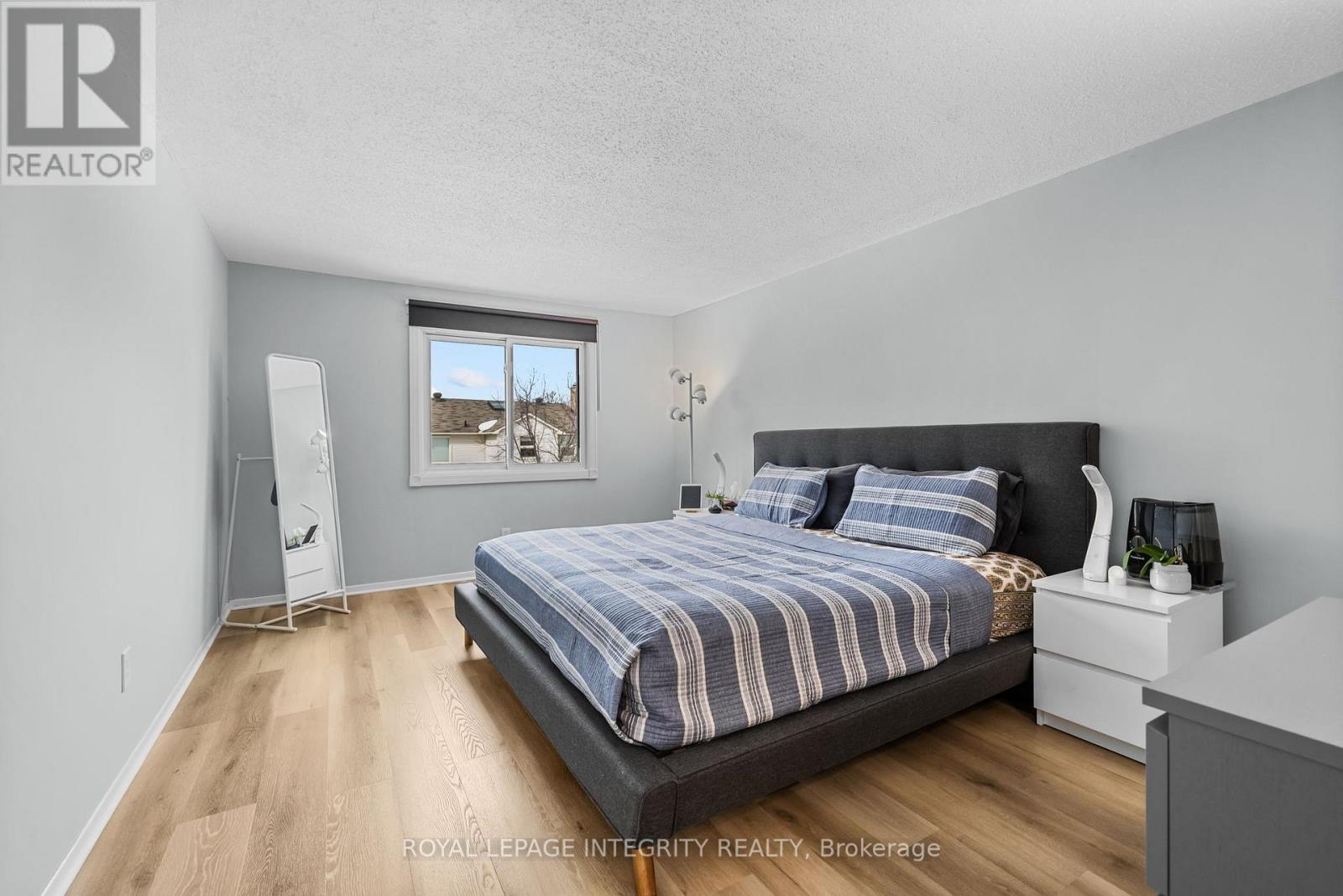 3 Bed, 3 Bath House for Rent in Ottawa – 1090 CHABLIS PARKWAY, Ottawa – MLS# X13454014 - Image 16