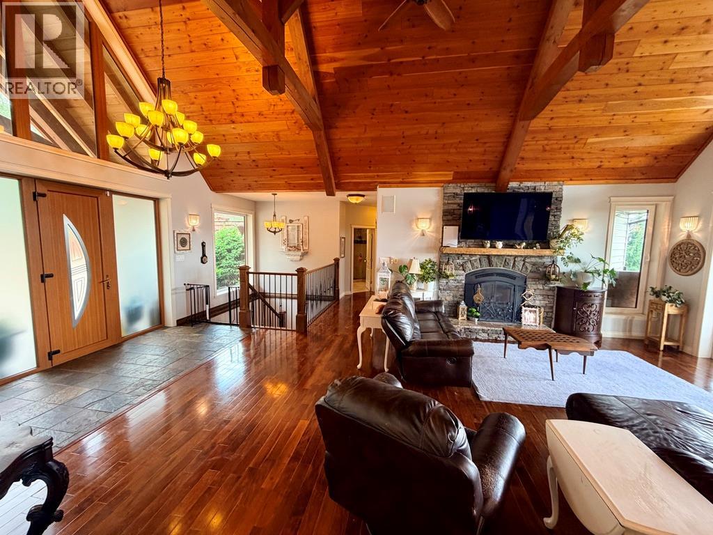 2793 Christopher Estates - Image 3