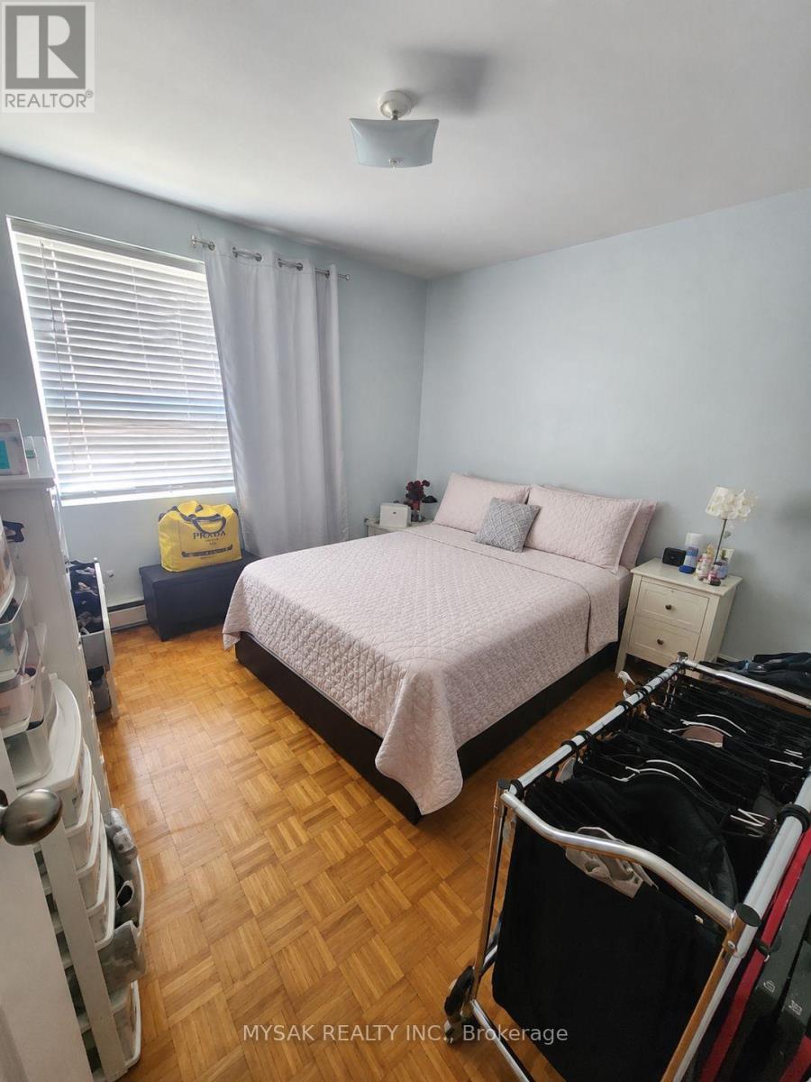 144 COXWELL AVENUE - 7