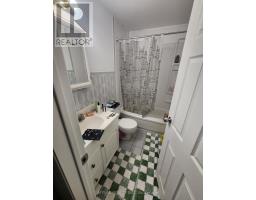 144 Coxwell Avenue, Toronto, ON M4L3B2 Photo 8