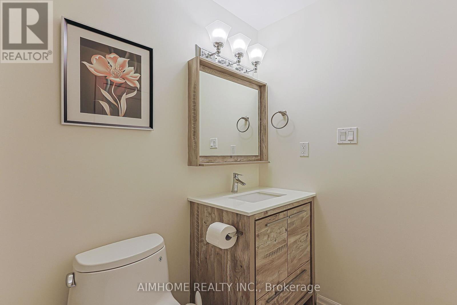 386 JONES AVENUE W - 27