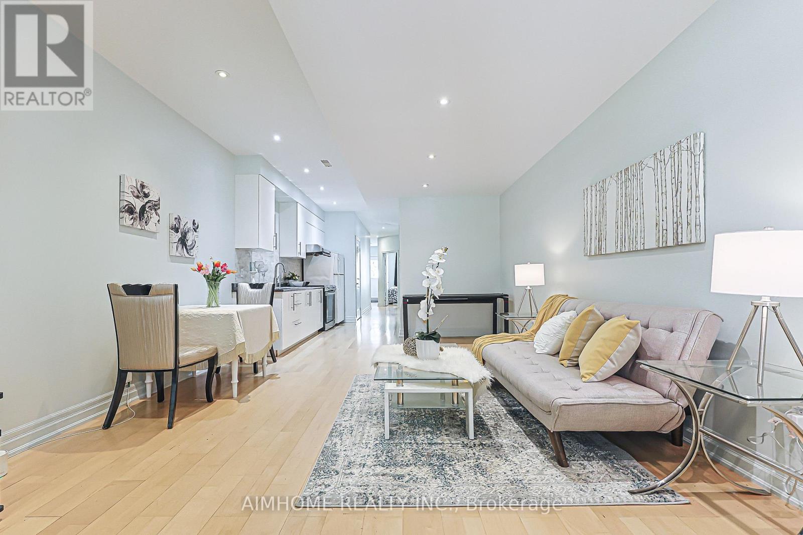 386 JONES AVENUE W - 34
