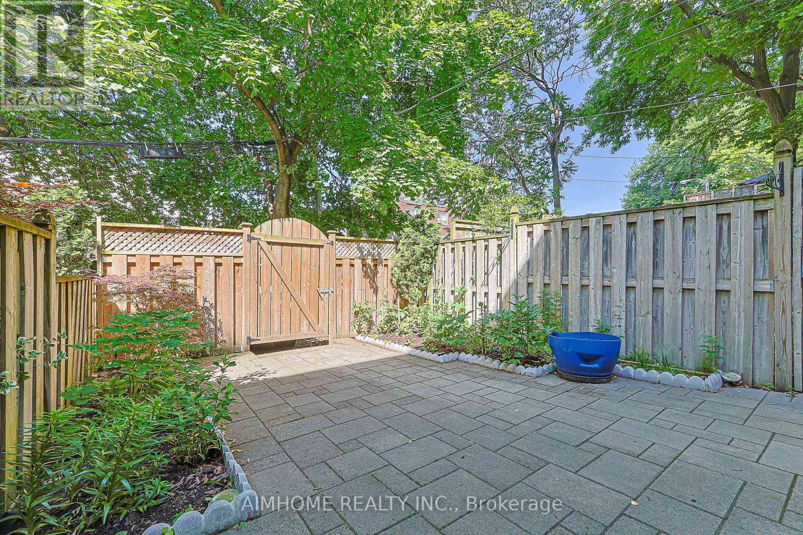 386 JONES AVENUE W - 47