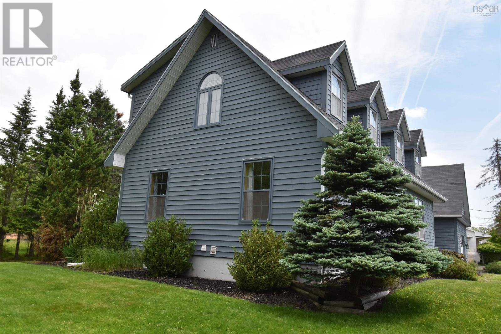 53 MEADOWLAND Avenue - 41