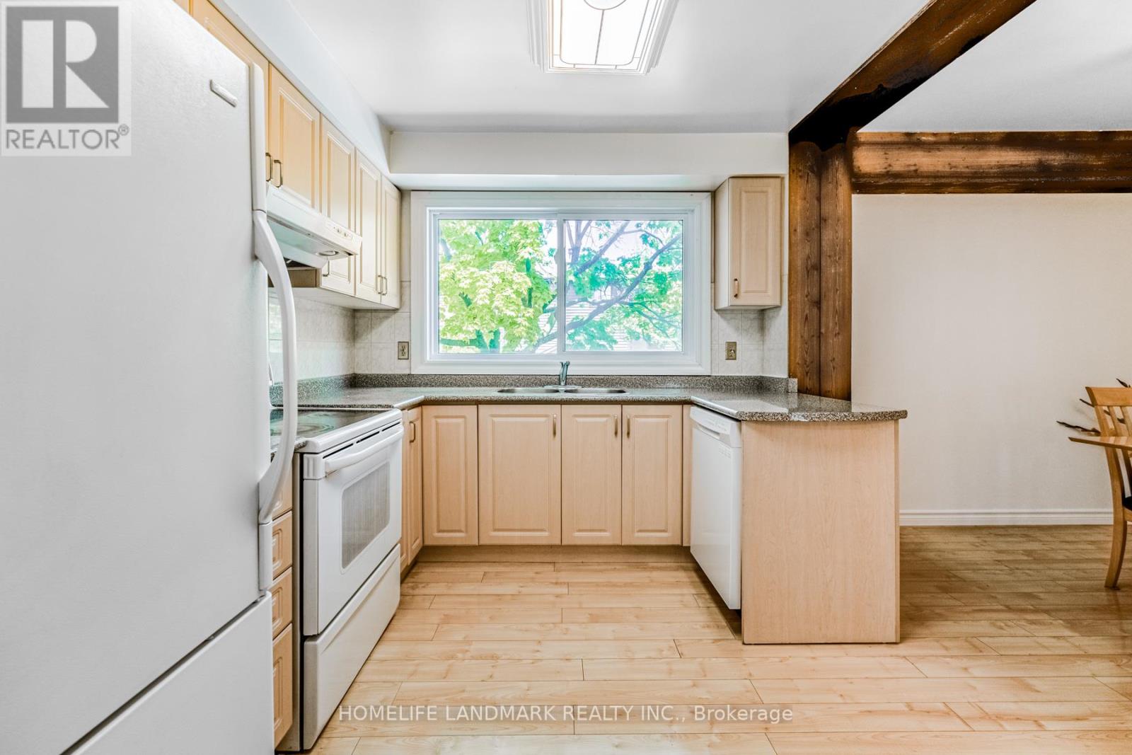 #57 4165 FIELDGATE DRIVE - 13