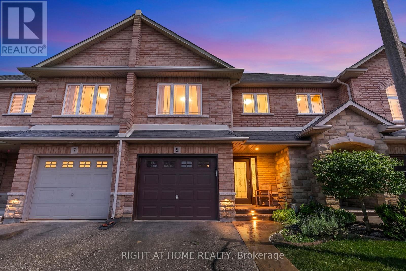 9 PERIWINKLE DRIVE - 1