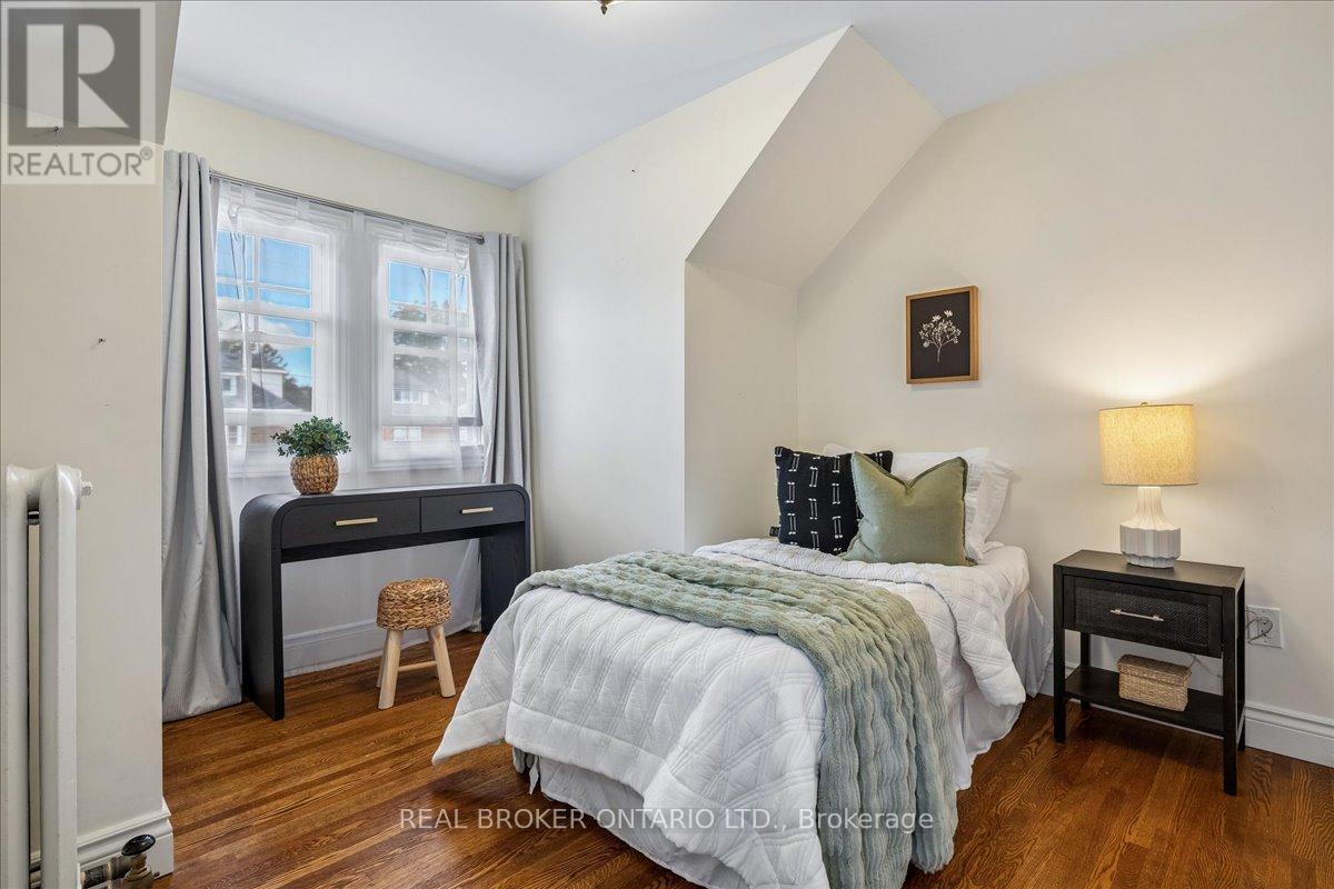 25 OTTAWA STREET S - 20