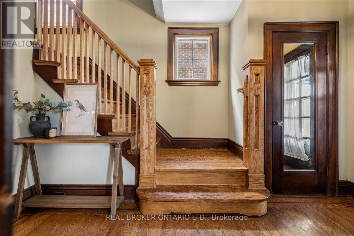 25 OTTAWA STREET S - 4