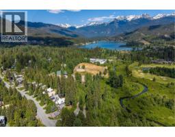 8354 Rainbow Drive, Whistler, BC V8E0G1 Photo 15