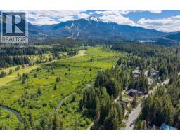 8354 Rainbow Drive, Whistler, BC V8E0G1 Photo 18