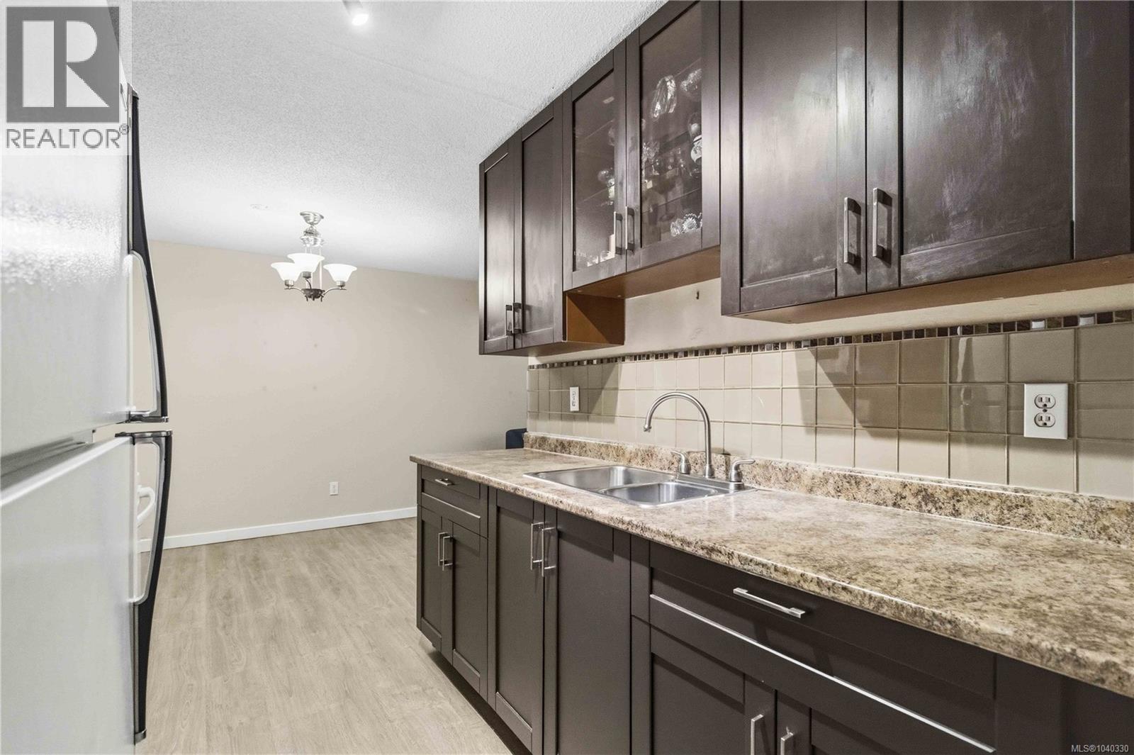 111 909 Pembroke Street, Victoria