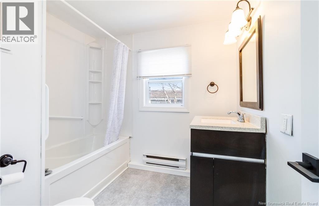 2 Macintosh Street - 13