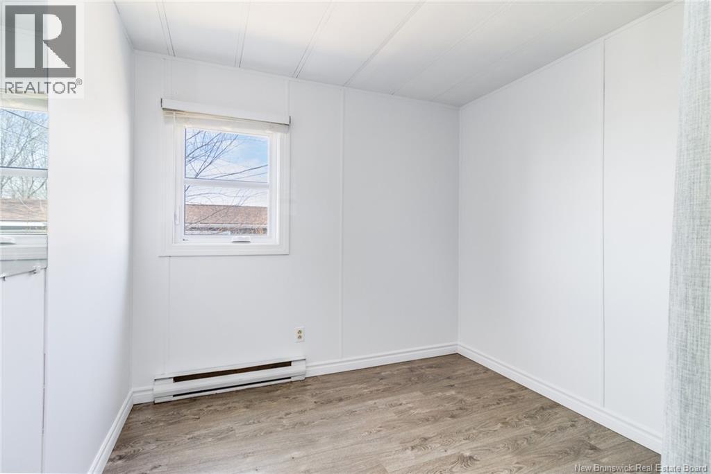 2 Macintosh Street - 14