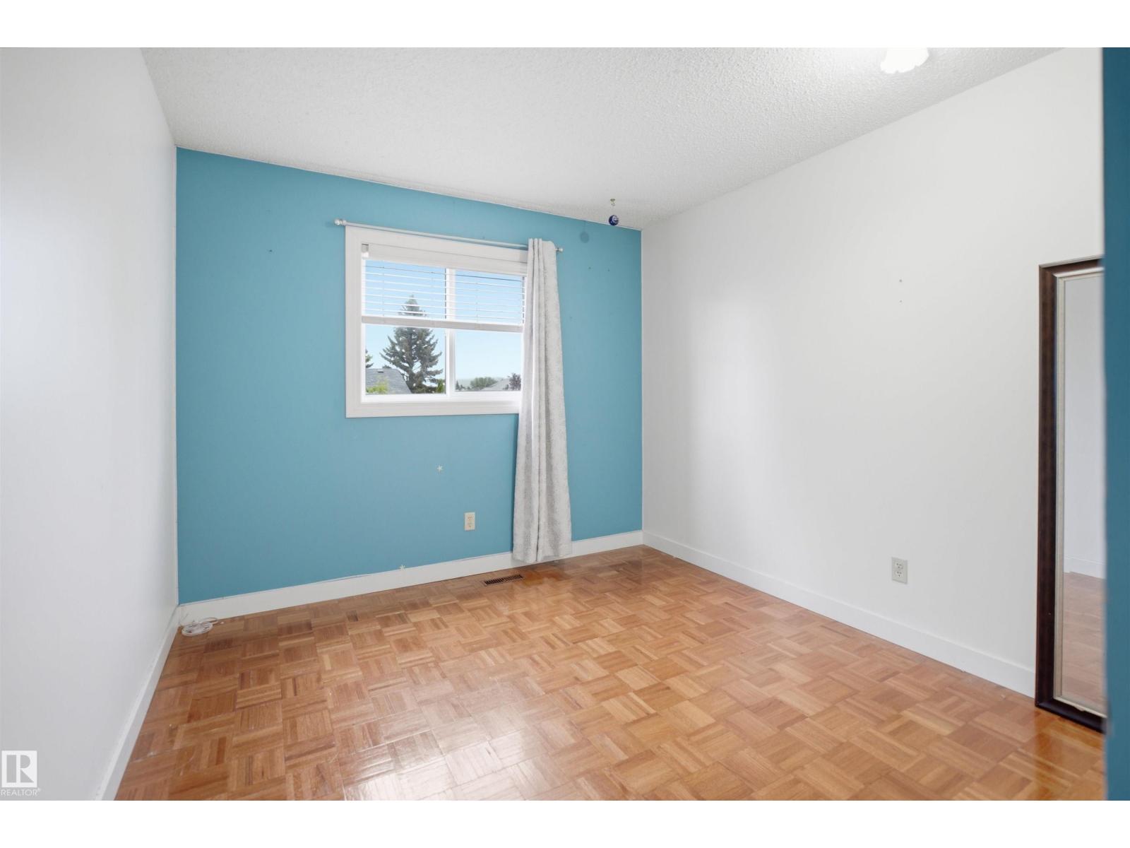 3220 42A AV NW - 16