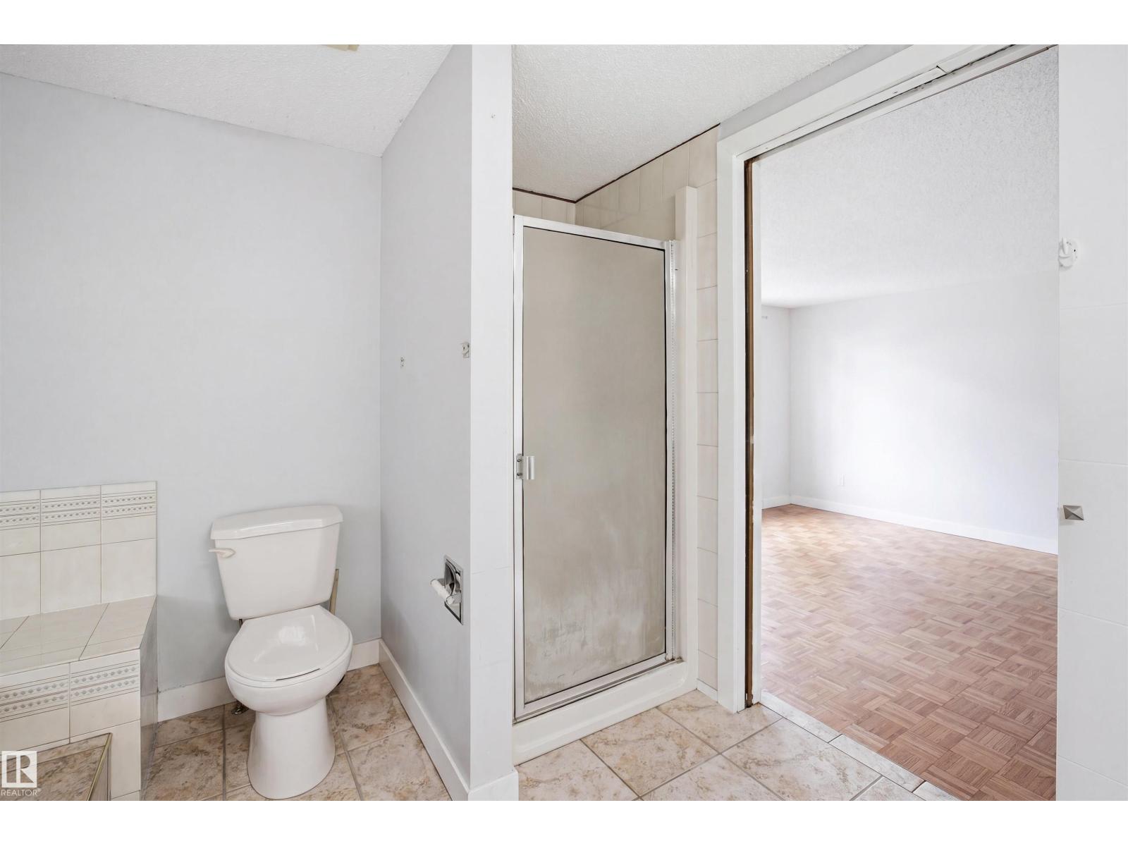 3220 42A AV NW - 27