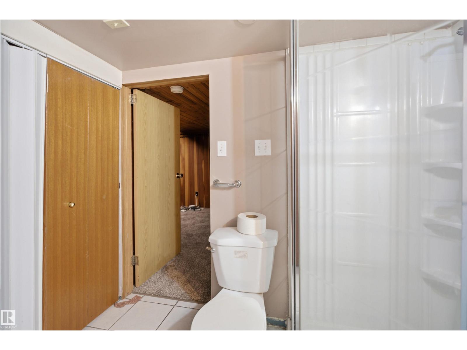 3220 42A AV NW - 39