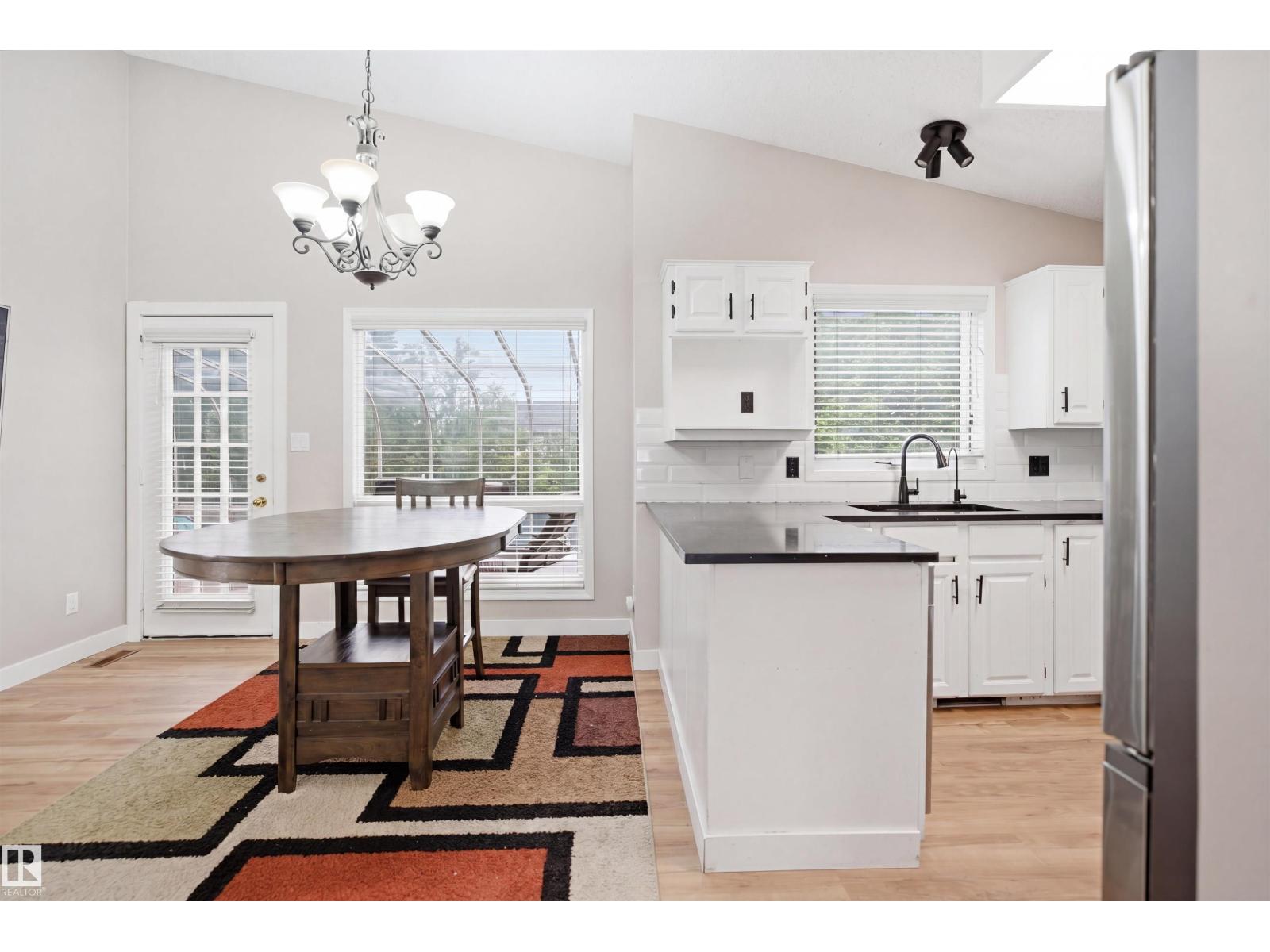 3220 42A AV NW - 10