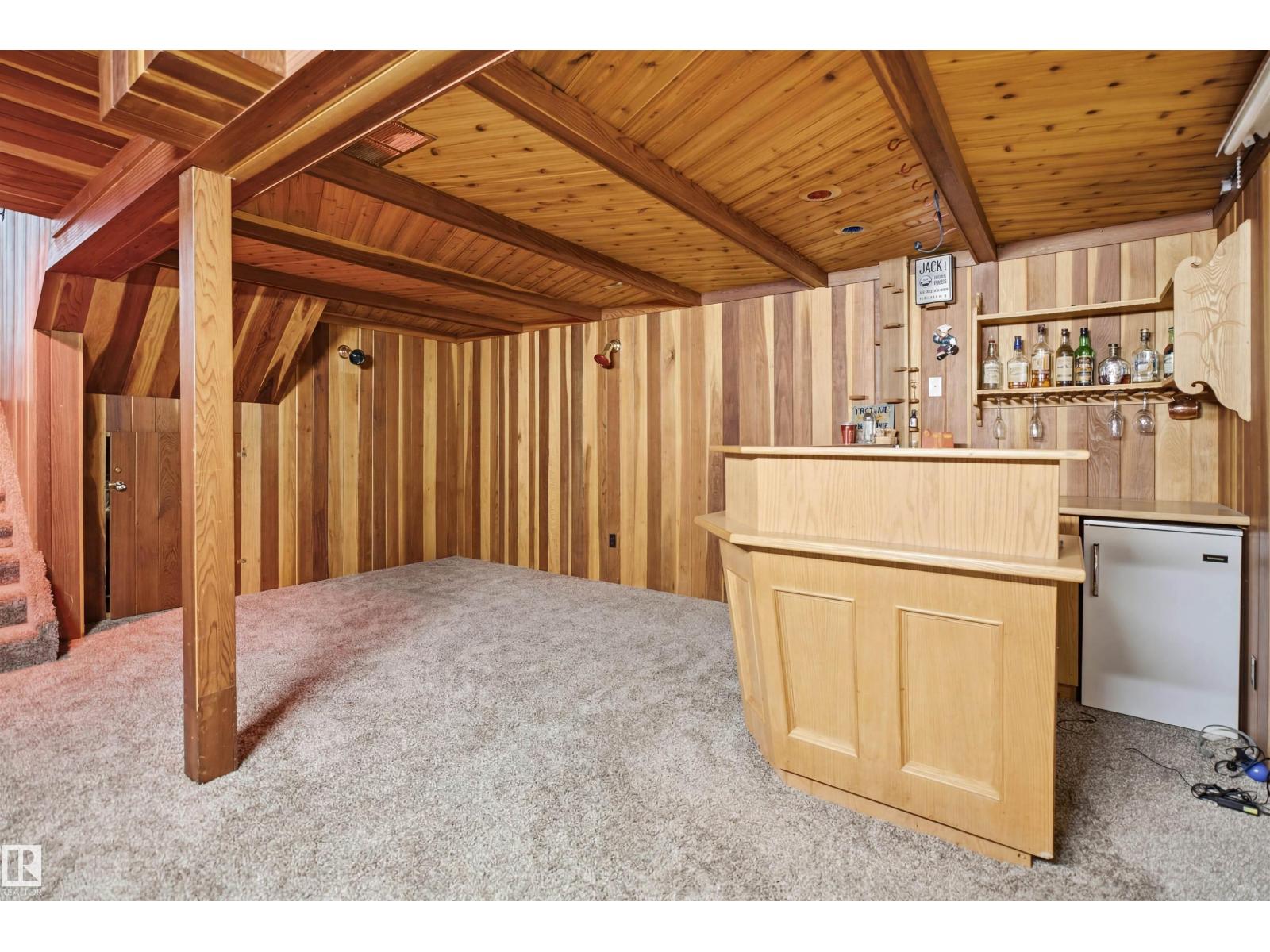 3220 42A AV NW - 36