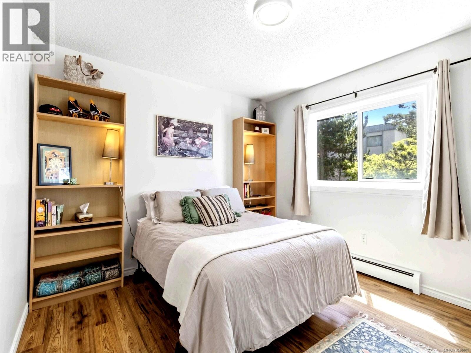 220 3225 Eldon Place, Saanich