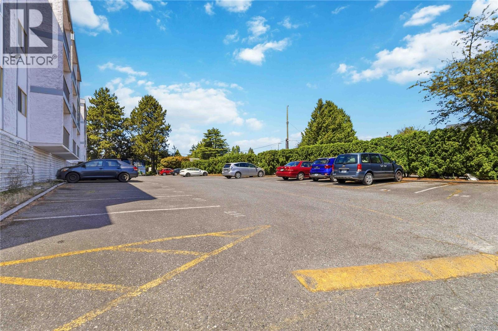 220 3225 Eldon Place, Saanich