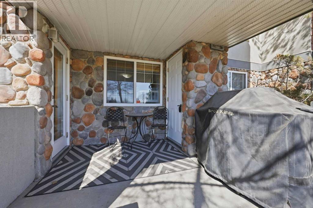 #103 2411 Erlton Road SW - 37