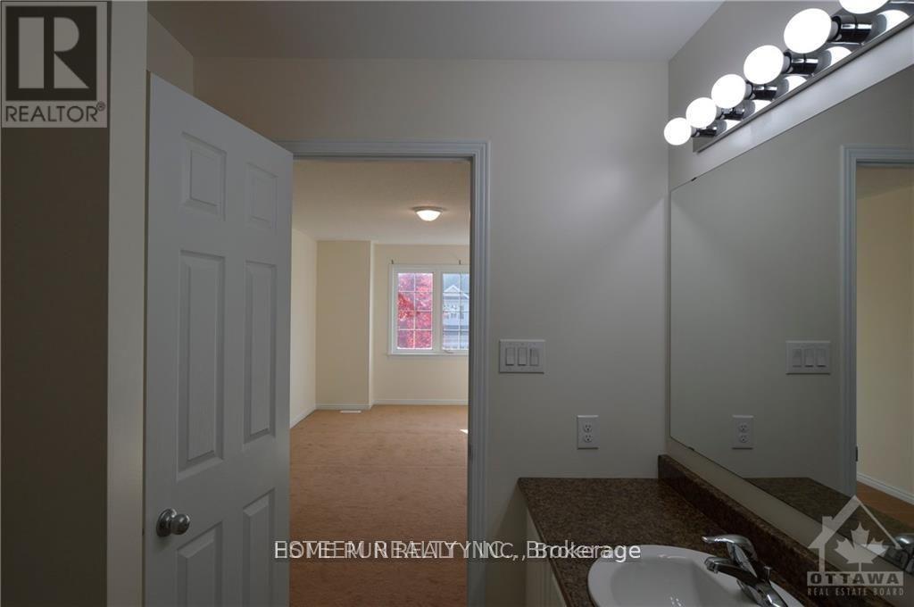 567 ASHBOURNE CRESCENT - 15