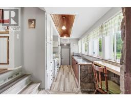 Sunroom - 5065 County Rd 44 Road, Edwardsburgh/cardinal, ON K0E1X0 Photo 6
