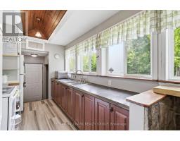 Family room - 5065 County Rd 44 Road, Edwardsburgh/cardinal, ON K0E1X0 Photo 7