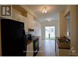 Family room - 567 Ashbourne Crescent, Ottawa, ON K2J0P5 Photo 7