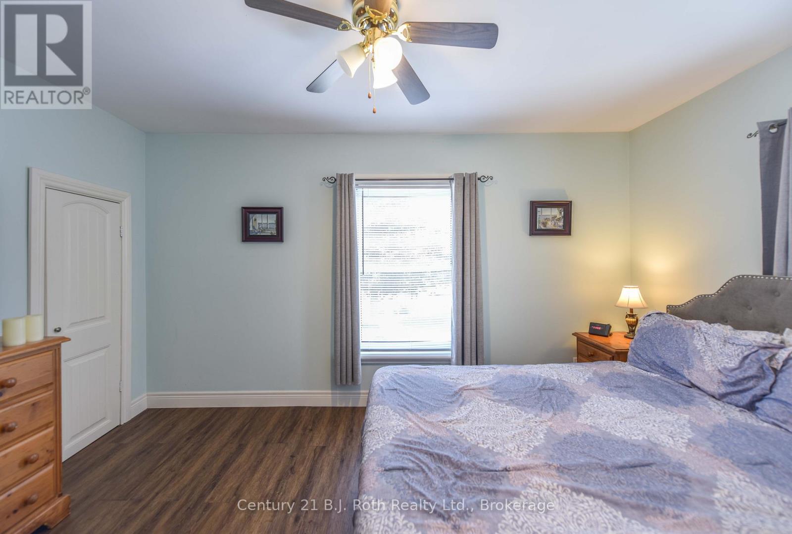 33 SUSSEX STREET S - 29