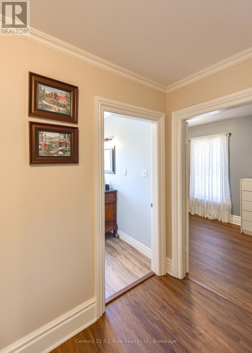 33 SUSSEX STREET S - 36